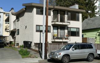 Beautifully Remodeled 1 Bedroom Condo in the Heart of Ballard