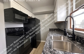 521 N HIGH ST
