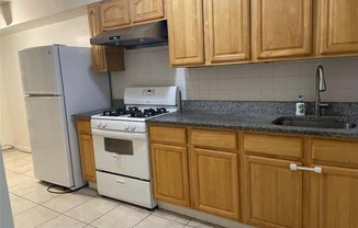 135 5 BOOTH MEMORIAL AVE