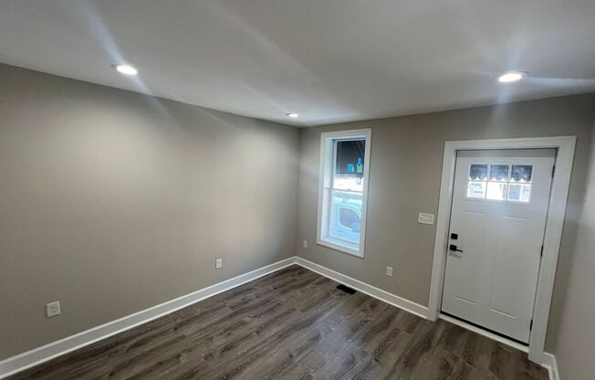 Completely Remodeled 2 Bed 1 Bath