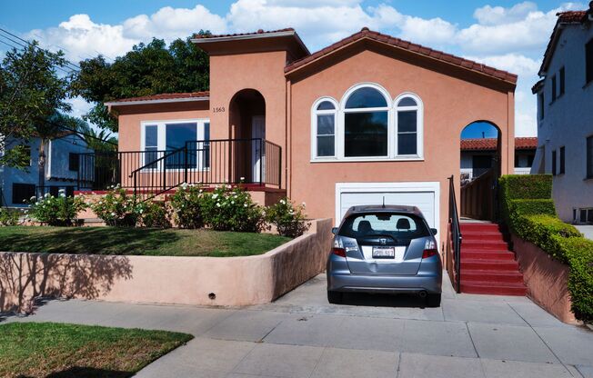 SPACIOUS 2 BED / 1  BATH SINGLE-FAMILY HOME IN BEAUTIFUL LOS ANGELES