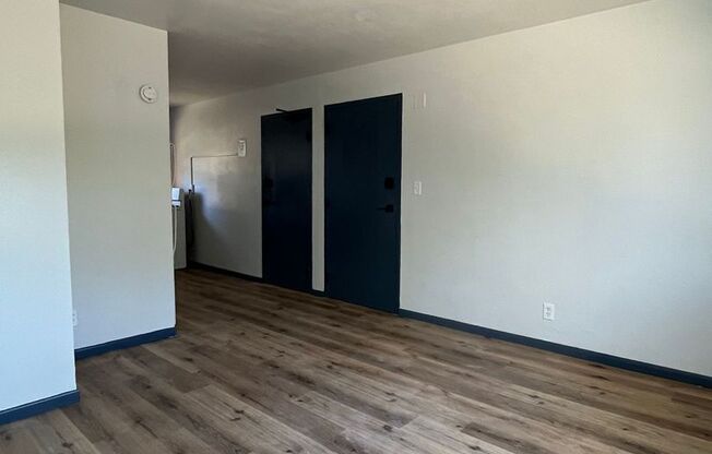 1 bed, 1 bath, 600 sqft, $1,099, Unit 287-1