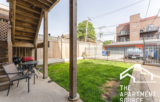 2146 W Chicago Ave F2
