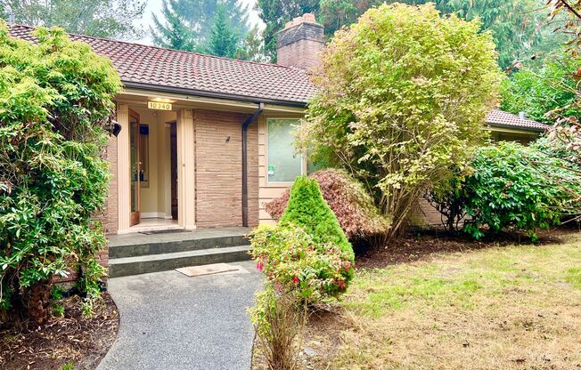 10340 Fischer Place NE