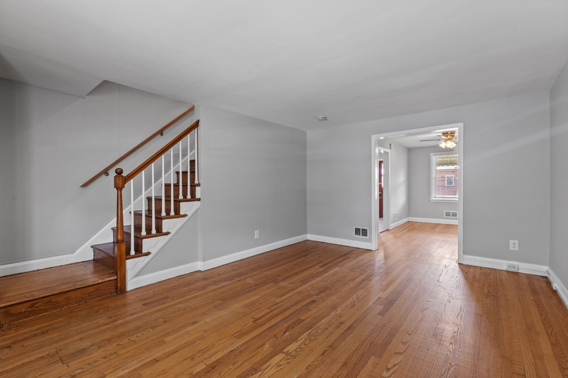 3725 ELMLEY AVE