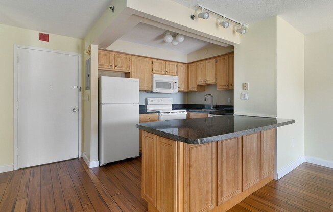 1 bed, 1 bath, 680 sqft, $2,150, Unit G3