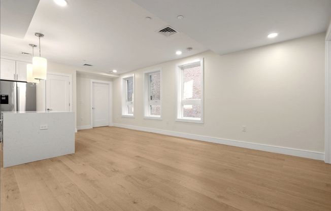 2 beds, 2 baths, 1,114 sqft, $3,950, Unit 402