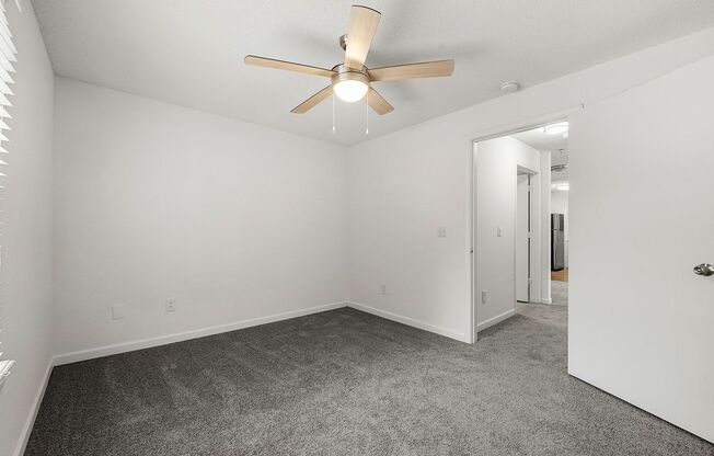 3 beds, 2 baths, 1,260 sqft, $1,513, Unit 3482-03