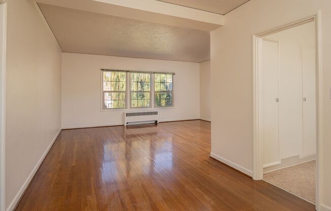 1 bed, 1 bath, 750 sqft, $1,495, Unit 51