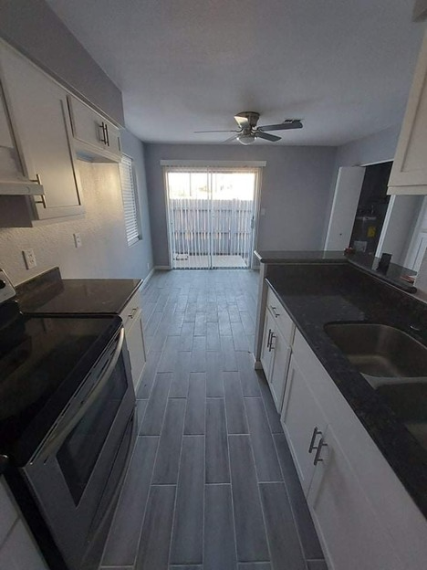 9003 W ELM ST