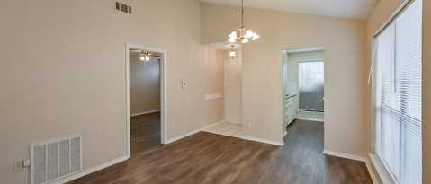 2704 Saint George Pl