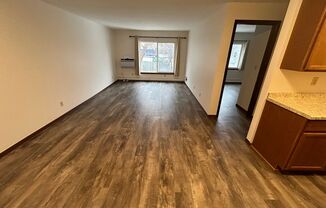 1 bed, 1 bath, $925, Unit 52