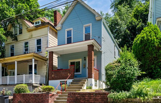 Updated 3 Bedroom on Quiet Street Minutes from Downtown
