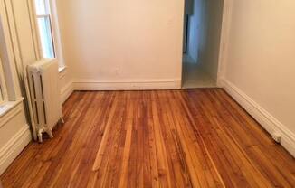 1 bed, 1 bath, $1,149, Unit 1248 W Walnut St-1st Floor