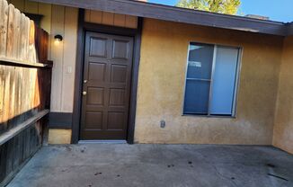 2 beds, 1 bath, $1,095, Unit B