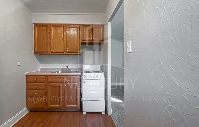 2 beds, 1 bath, 630 sqft, $895, Unit 104-B