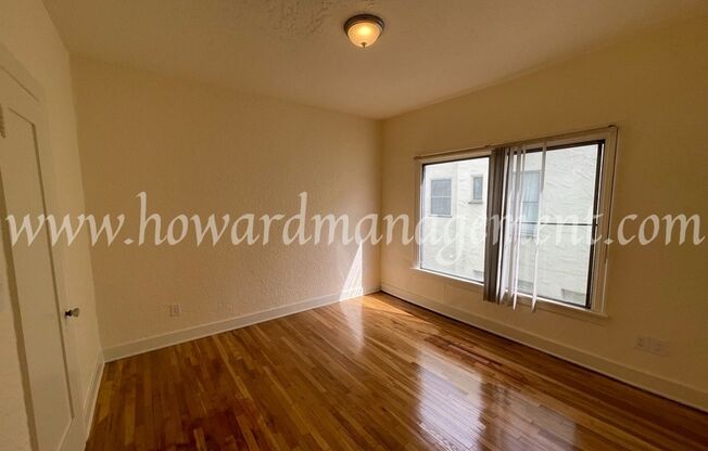 1 bed, 1 bath, 725 sqft, $2,095, Unit 8