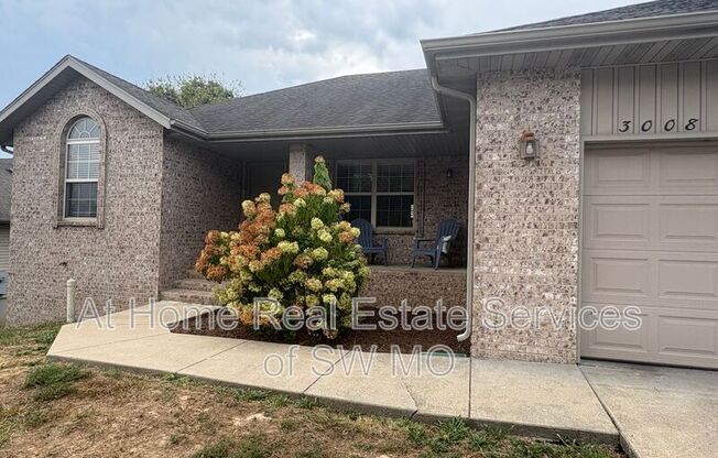 3008 W GARTON