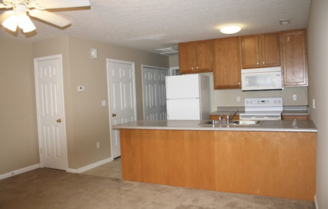 1 bed, 1 bath, 650 sqft, $815, Unit 147B