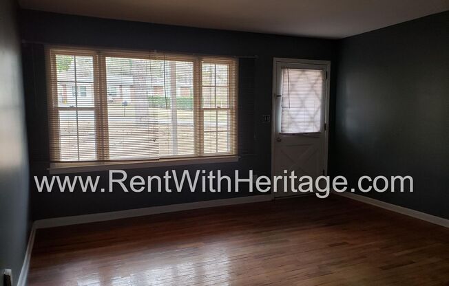 3 beds, 1 bath, $1,450