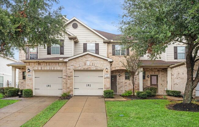 Move-in ready home for lease!