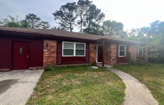 17 GREENBRIAR