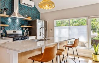 One Bedroom furnished ADU/apartment in The Highlands.