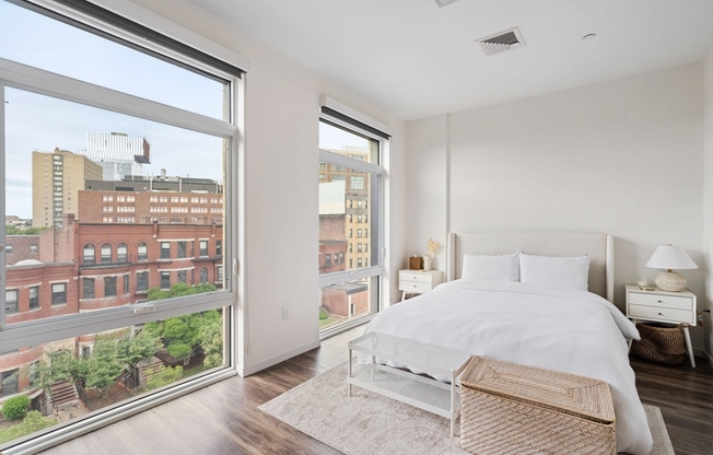 Studio, 1 bath, 554 sqft, $3,250, Unit 501
