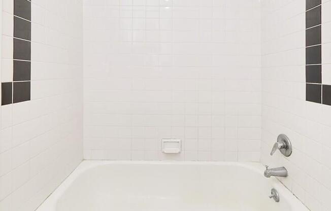 19 W 123 ST