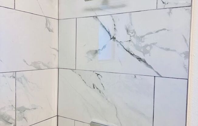 Look and Lease special for $1199!