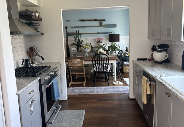 210 73 ST