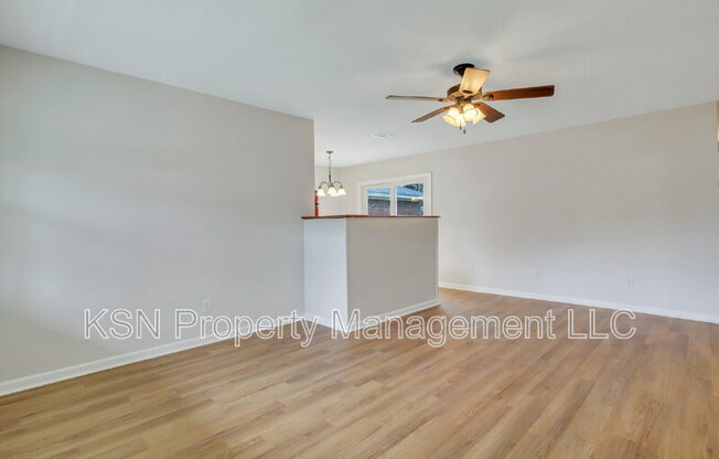 208 TECH DR