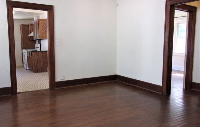 2 beds, 1 bath, $1,500