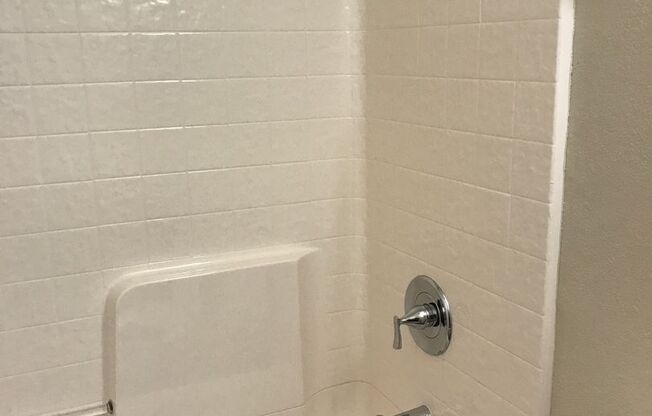 North Glen Apartments