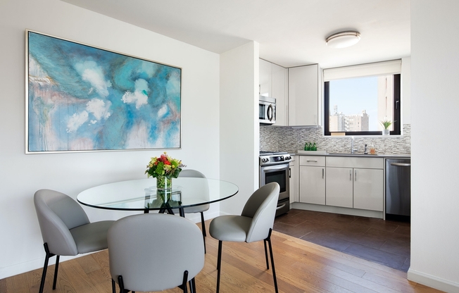 2 beds, 2 baths, $14,320, Unit PH2H