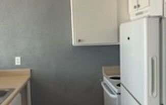 2 beds, 1 bath, 805 sqft, $1,400, Unit 269