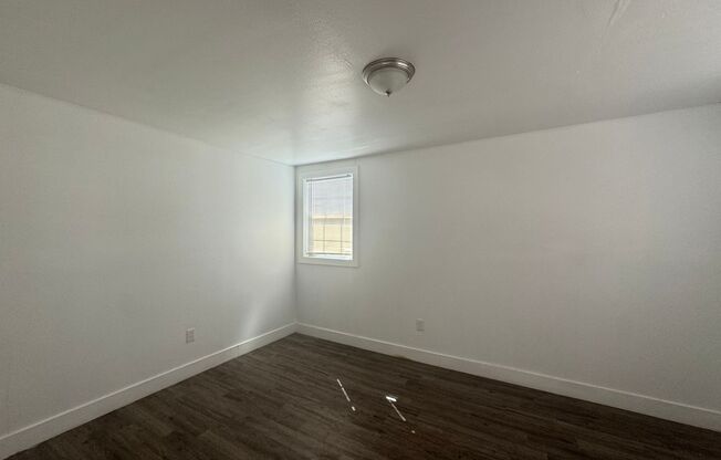 3 beds, 1 bath, $1,200