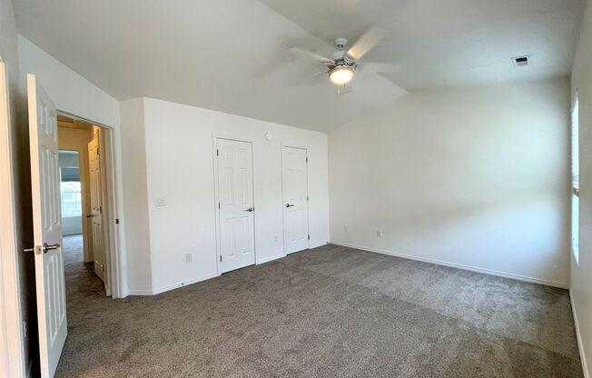 2 beds, 2.5 baths, $1,700