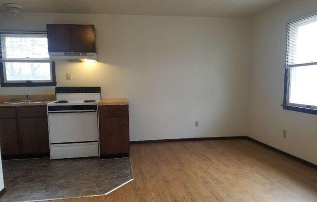 307-309 North 7th St