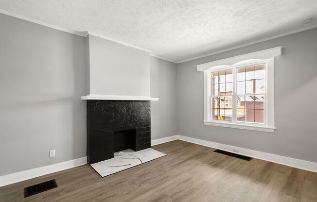 Stunning 2 bedroom home in Carrick available September 1st!