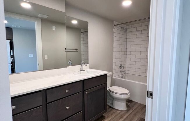 1 bed, 1 bath, 716 sqft, $1,900, Unit 507