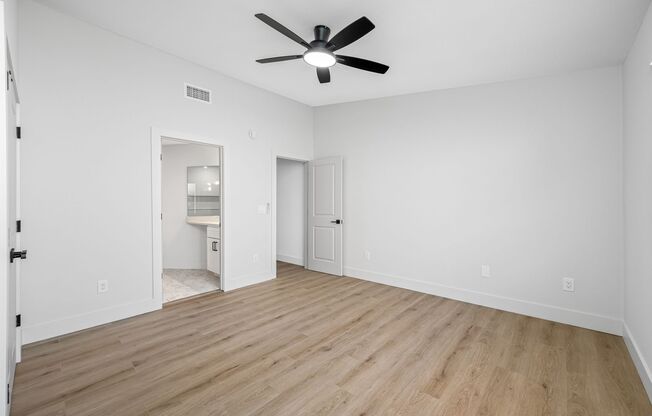 2 beds, 2.5 baths, 1,200 sqft, $1,995, Unit 13