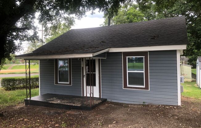 **Holiday Move-in Special**$500 off the first full month's rent!