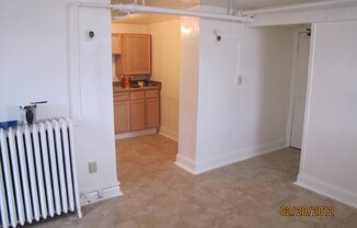 Studio, 1 bath, 360 sqft, $765, Unit 07