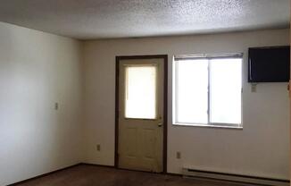 2 beds, 1 bath, 970 sqft, $750, Unit 301