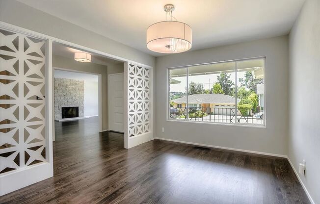 Charming San Mateo Home in a Quiet Countryside Neighborhood