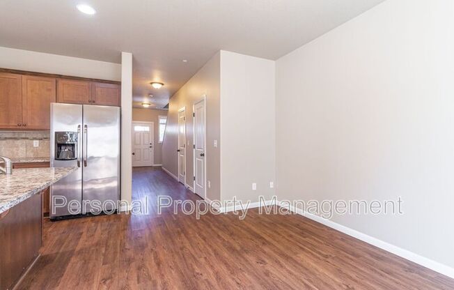 7613 NE 31 CIR