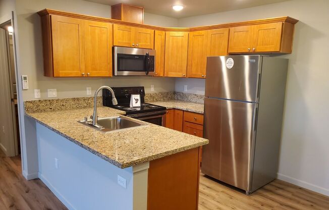 3 beds, 2 baths, 1,210 sqft, $2,550, Unit D-131