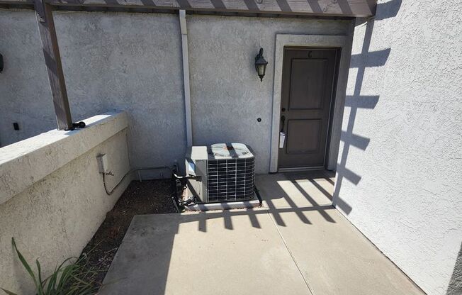 Beautiful 2 bedroom 1.75  bath Home Alta Loma
