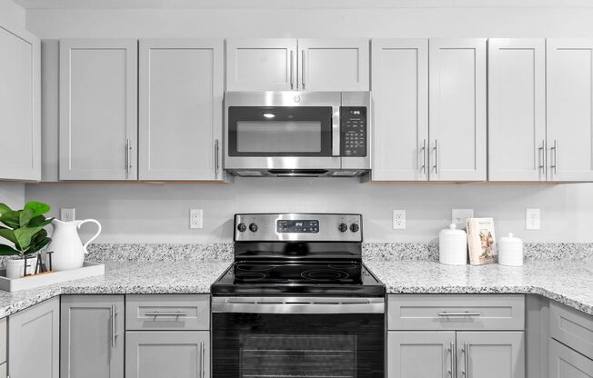 2 Bedroom Condo For Rent Near Madison Street!